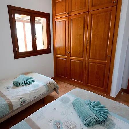 Beautiful Lanzarote 3 Bedrooms Strelitzia South Facing Secluded Private Pool *