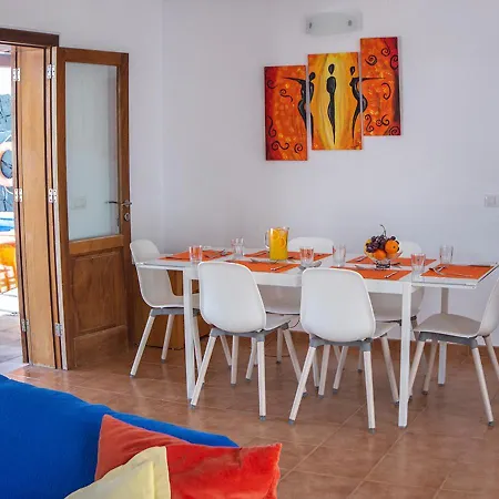 Villa Beautiful Lanzarote 3 Bedrooms Strelitzia South Facing Secluded Private Pool Playa Blanca (Lanzarote)
