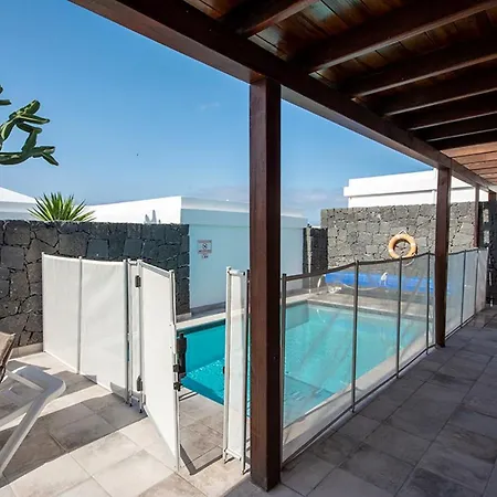 Beautiful Lanzarote 3 Bedrooms Strelitzia South Facing Secluded Private Pool