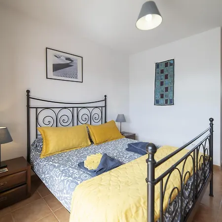 Villa Beautiful Lanzarote 3 Bedrooms Strelitzia South Facing Secluded Private Pool *