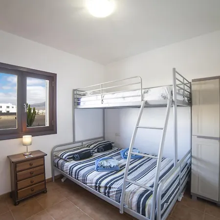 Beautiful Lanzarote 3 Bedrooms Strelitzia South Facing Secluded Private Pool Villa *