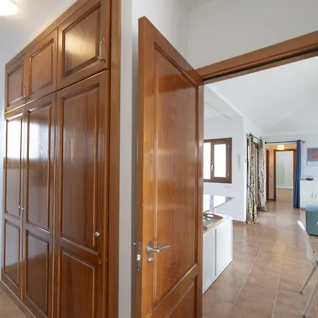 Villa Beautiful Lanzarote 3 Bedrooms Strelitzia South Facing Secluded Private Pool Playa Blanca (Lanzarote)